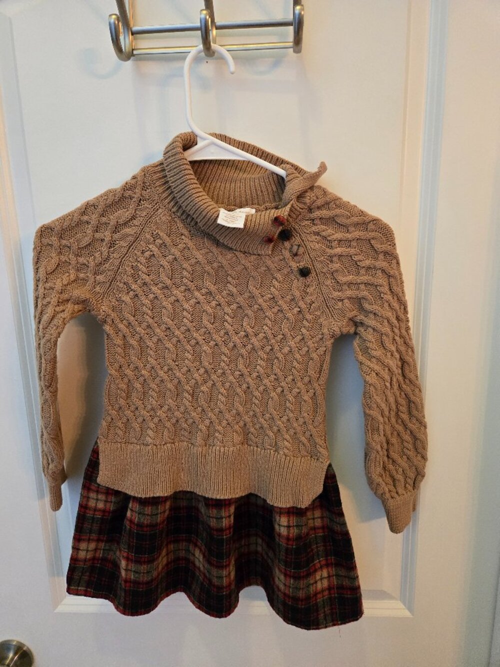 Tommy Bahama size 5/6 winter dress